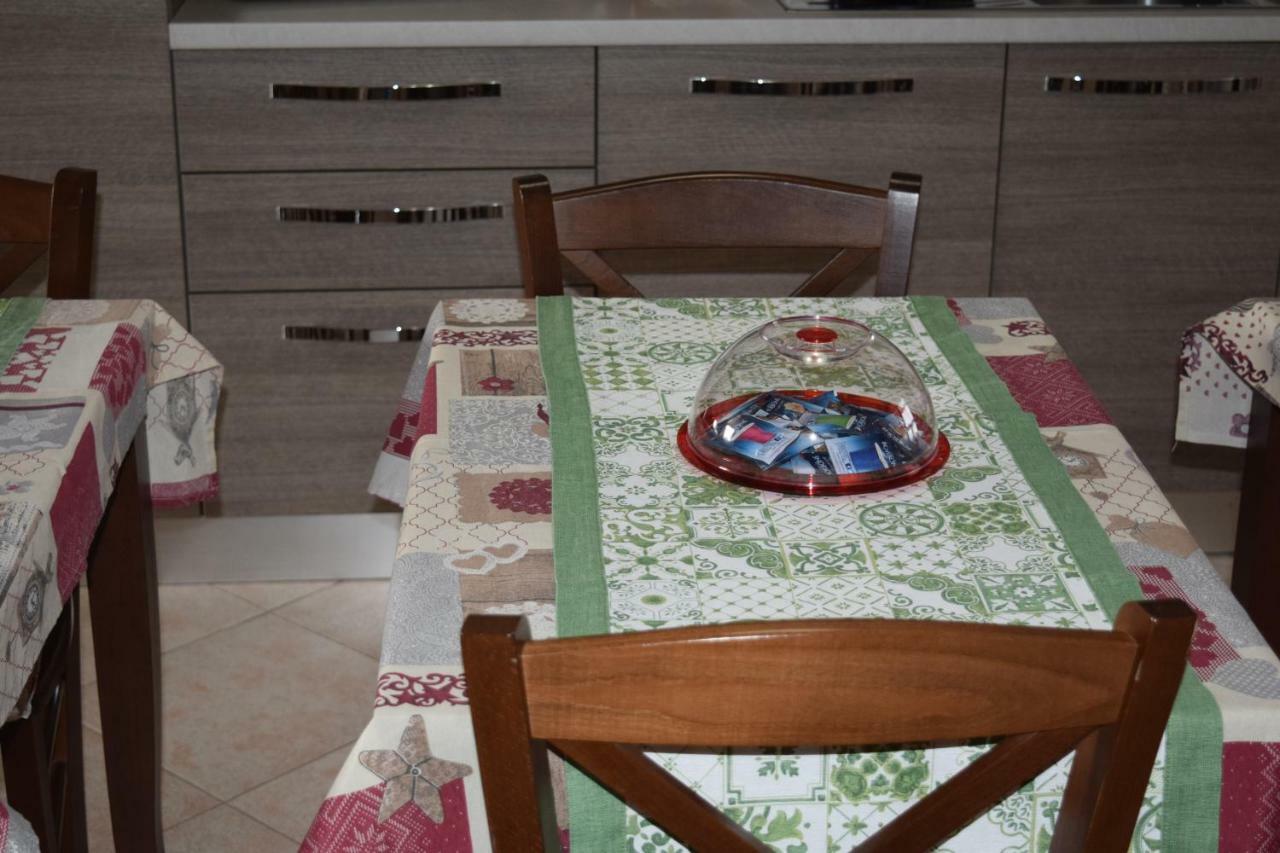 Amici Di Hackert Bed & Breakfast Caserta Luaran gambar