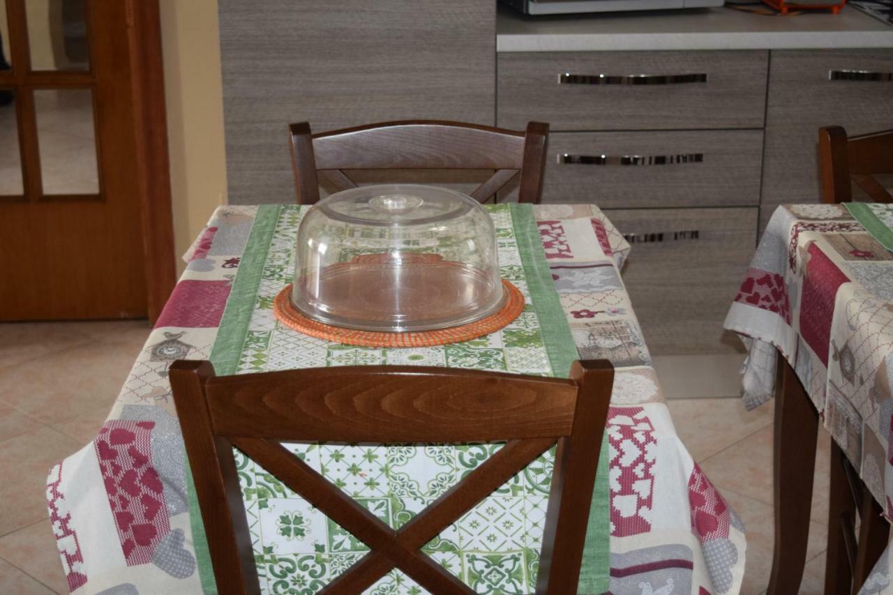 Amici Di Hackert Bed & Breakfast Caserta Luaran gambar