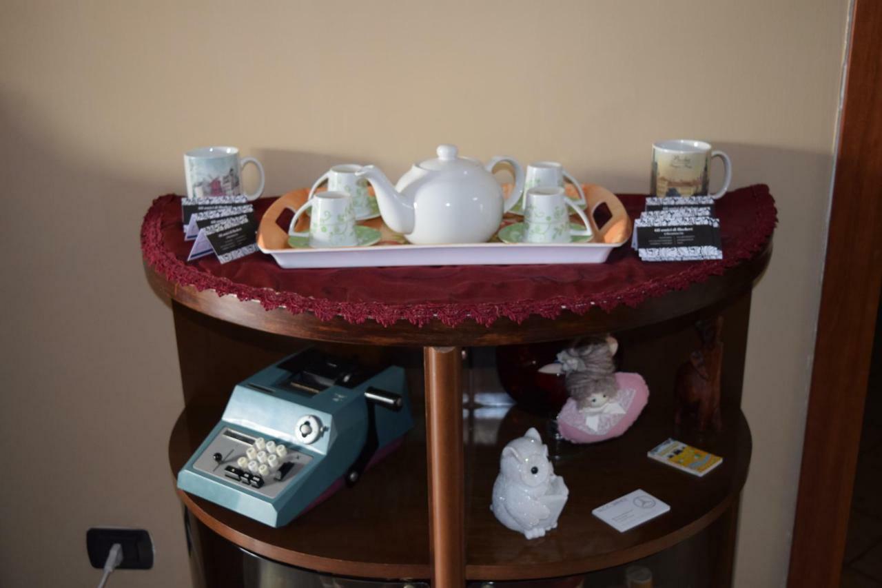 Amici Di Hackert Bed & Breakfast Caserta Luaran gambar