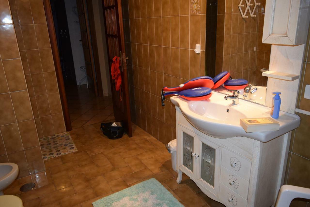 Amici Di Hackert Bed & Breakfast Caserta Luaran gambar
