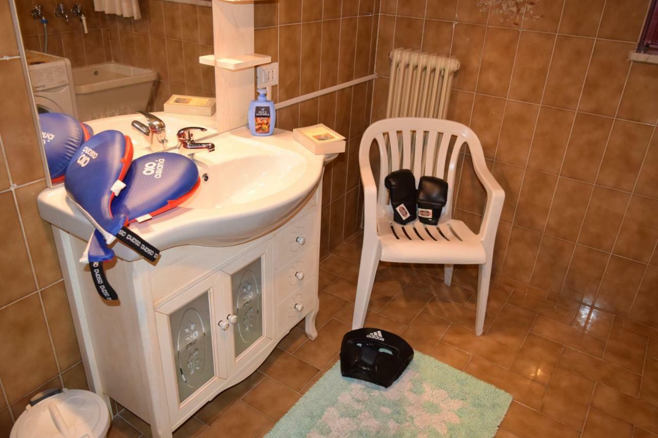 Amici Di Hackert Bed & Breakfast Caserta Luaran gambar