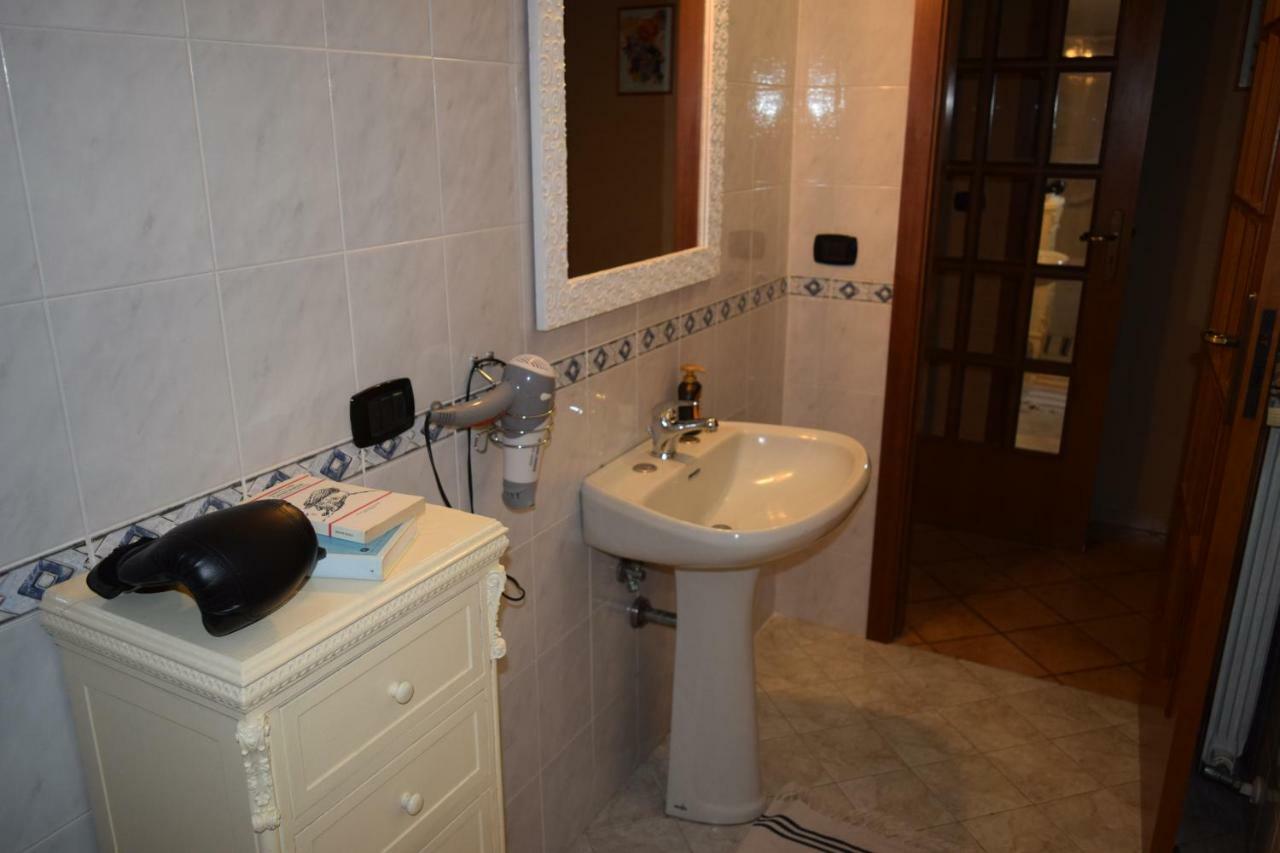 Amici Di Hackert Bed & Breakfast Caserta Luaran gambar