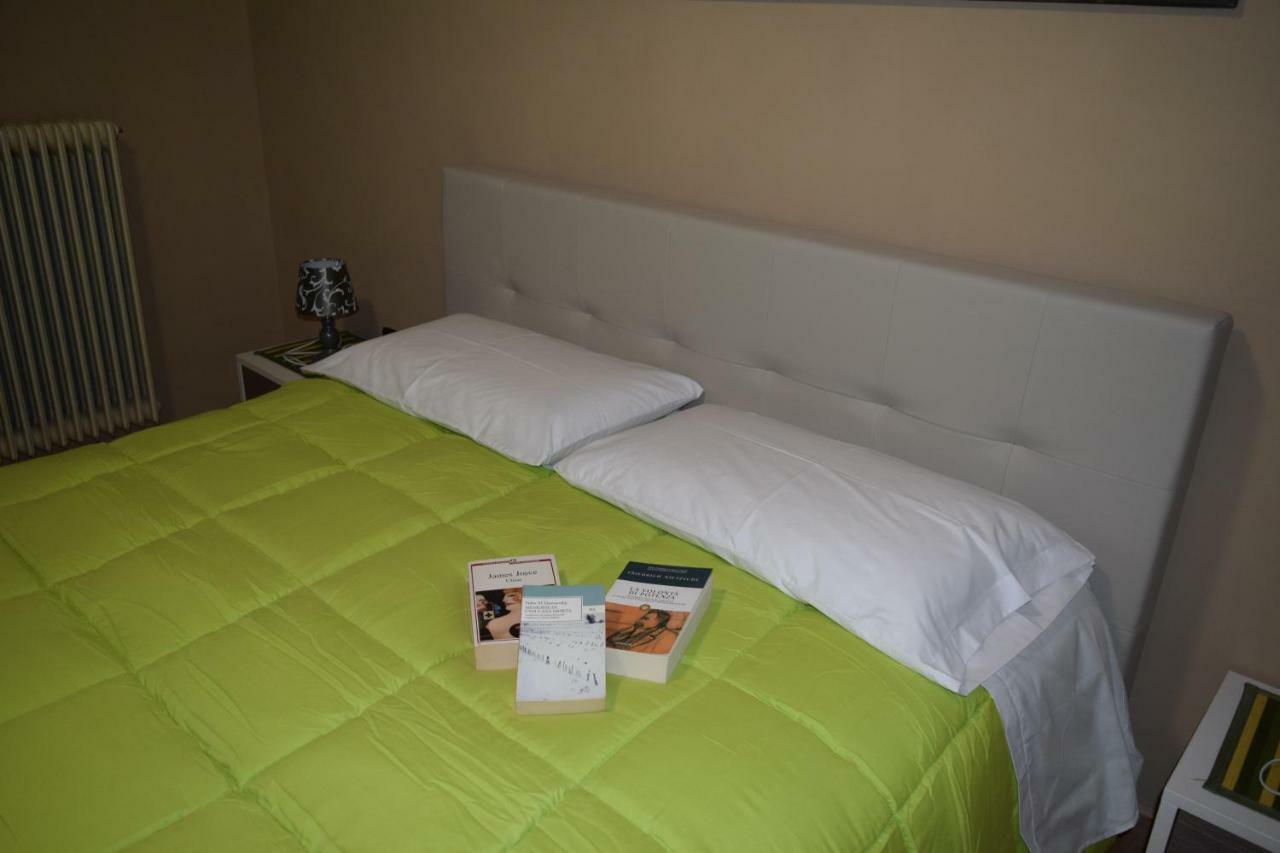 Amici Di Hackert Bed & Breakfast Caserta Luaran gambar