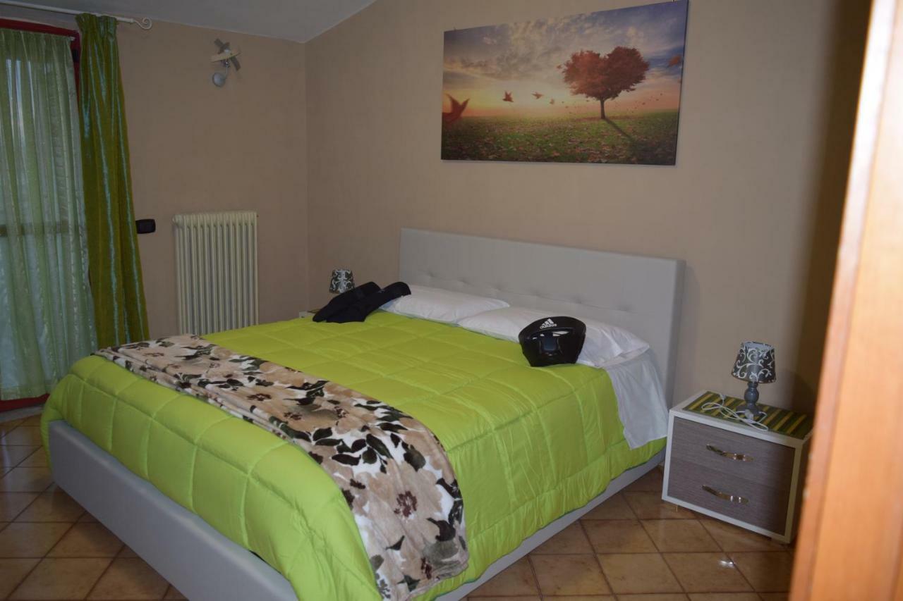 Amici Di Hackert Bed & Breakfast Caserta Luaran gambar
