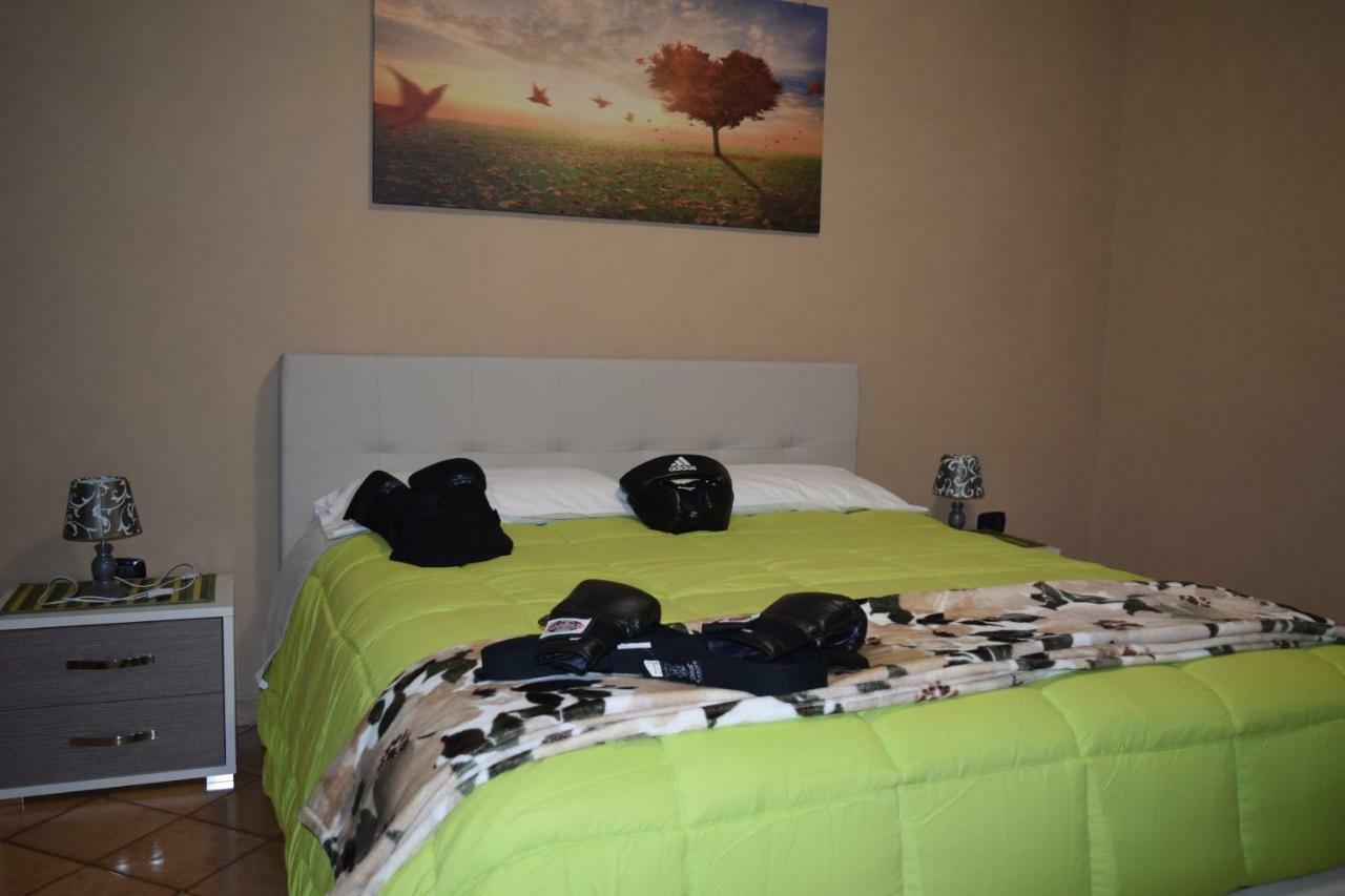 Amici Di Hackert Bed & Breakfast Caserta Luaran gambar